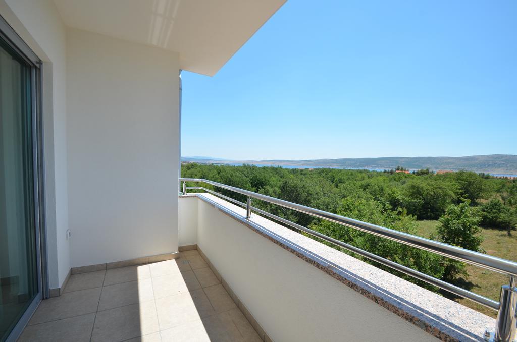 Apartment Anica Kuk Starigrad Paklenica Quarto foto