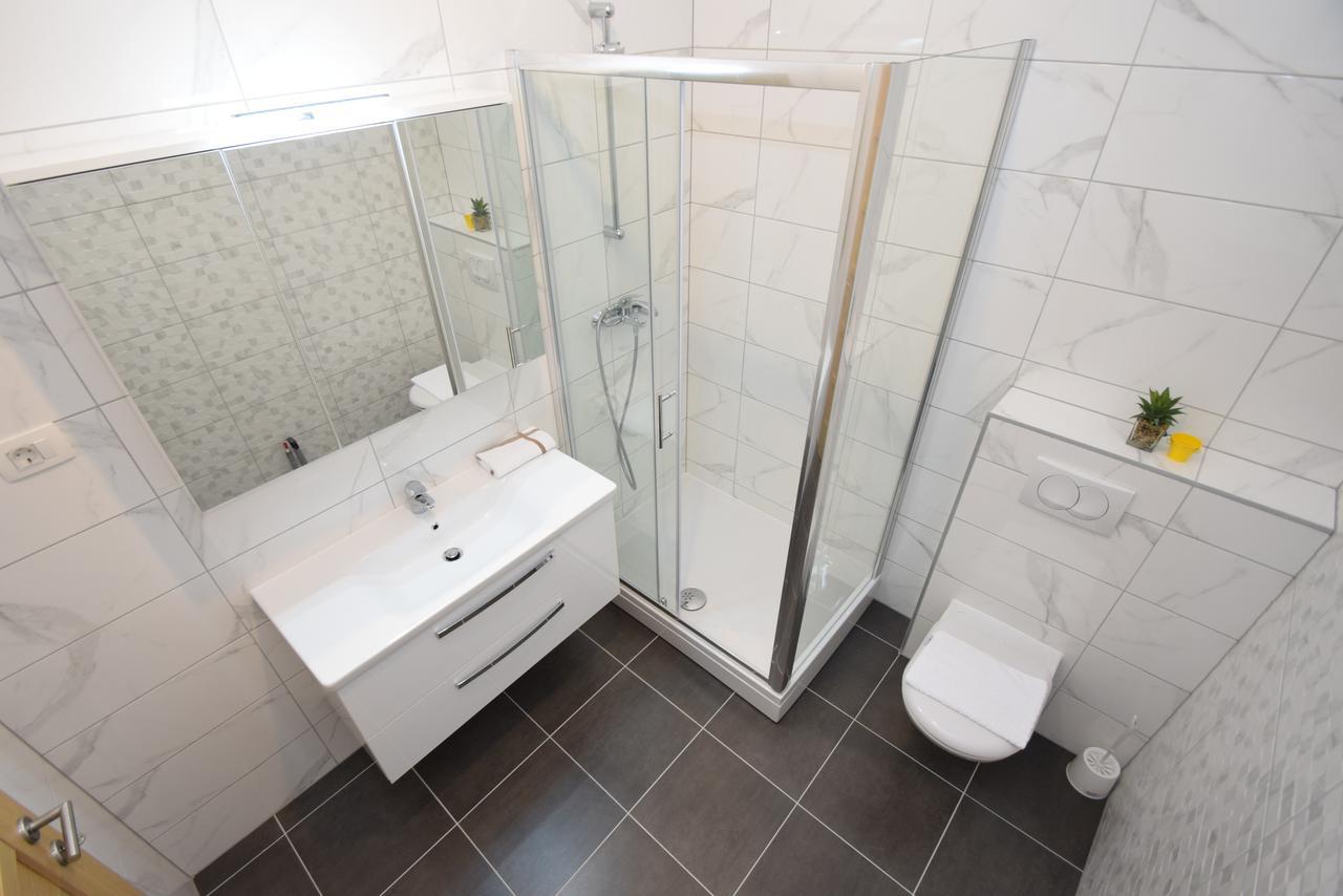 Apartment Anica Kuk Starigrad Paklenica Exterior foto